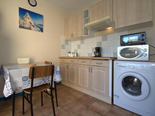Appartement Balaruc-les-Bains 1 pièce 2 personnes - FR-1-553-77 - image 7