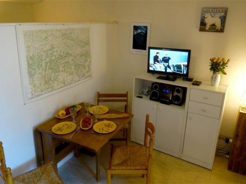 Appartement Bagnères-de-Luchon 1 pièce 4 personnes - FR-1-313-149 - image 4