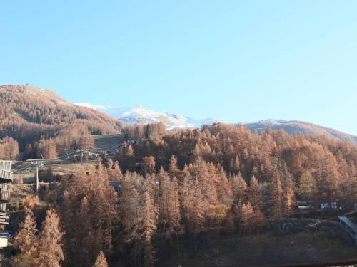 Studio pour 4 avec balcon, accès direct pistes et commerces - FR-1-322-386 Studio pour 4 avec balcon, accès direct pistes et commerces - FR-1-322-386