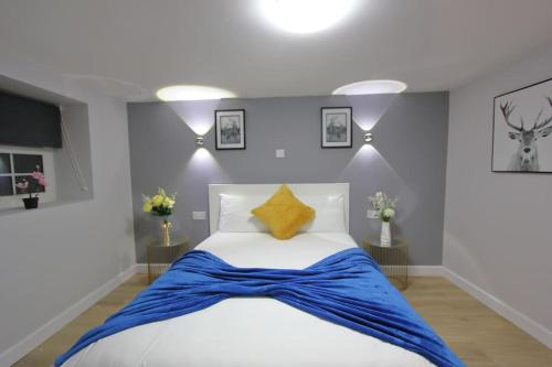 Oasis, Central Self Contained Flat by CozyNest photo 4