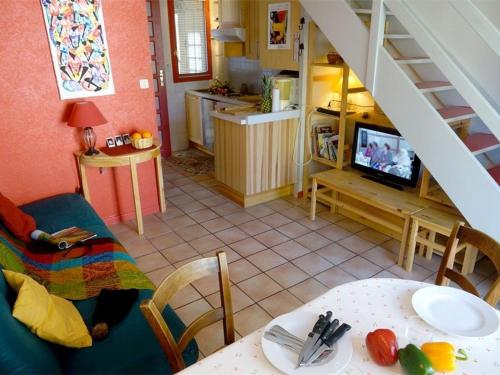 Appartement Bagnères-de-Luchon, 3 pièces, 4 personnes - FR-1-313-190 Luchon-Superbagnères