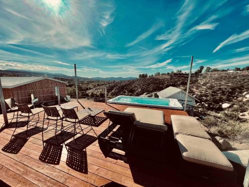 boulder Ranchhot Tubprojectorsmall Pool in Sage, USA