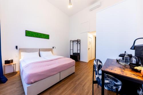Adagio Downtown Rooms Room Type - Standard Double Room