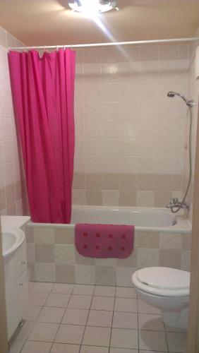Apartman 4 you Wellness - Tap to explore photos