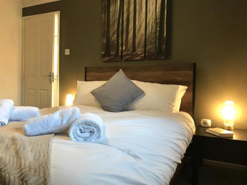 Sleeps up to 7, Parking, Office, Preston Nr M6 M65