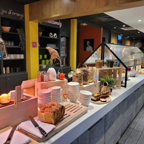 ibis Aix en Provence - image 2