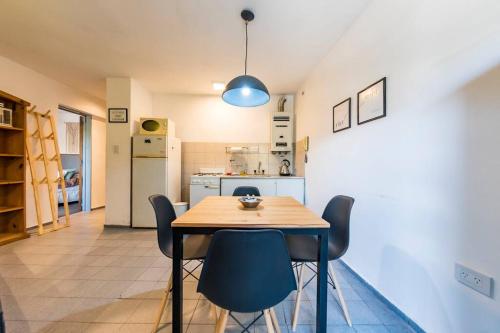 One-Bedroom Apartment image 1