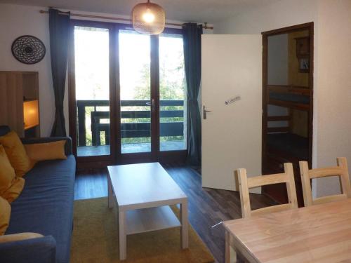 Les Orres 1650 : Studio tout confort avec balcon, navette gratuite, animaux admis - FR-1-322-399 Les Orres 1650 : Studio tout confort avec balcon, navette gratuite, animaux admis - FR-1-322-399