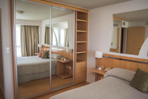 408608642 Maran Suites & Towers