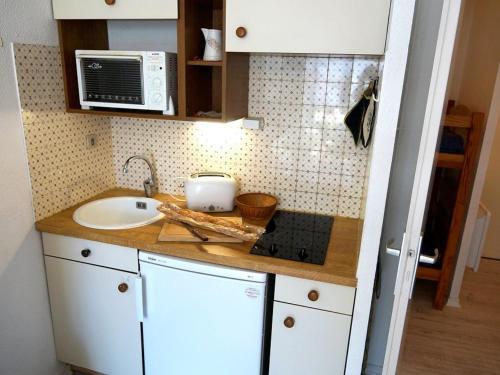 Appartement Bagnères-de-Luchon, 2 pièces, 4 personnes - FR-1-313-151