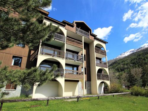 Appartement La Salle-les-Alpes, 2 pièces, 6 personnes - FR-1-330F-198