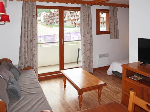 Appartement Les Orres, 2 pièces, 6 personnes - FR-1-322-438 Les Orres