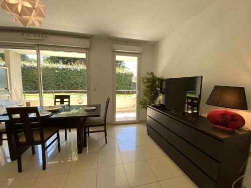 Apartment (6 Adults) image 6