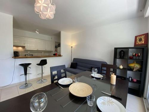 Apartment (6 Adults) image 5