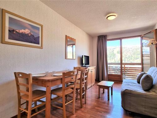 . Appartement cosy avec terrasse, proche télésiège et piscine - 4 pers, Wifi inclus, Dévoluy - FR-1-525-217