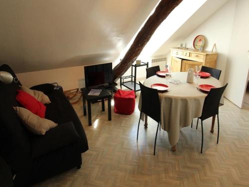 Appartement Bagnères-de-Luchon, 3 pièces, 4 personnes - FR-1-313-204 Luchon-Superbagnères