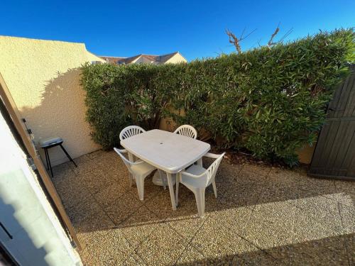 Villa Le Barcarès, 3 pièces, 5 personnes - FR-1-81-549 - Accommodation - Le Barcarès