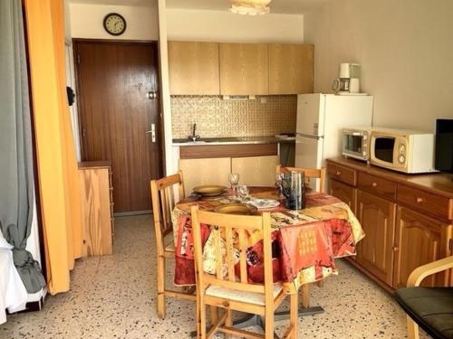 . Studio cosy proche Thermes avec WiFi et animaux admis - FR-1-503-21