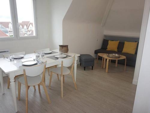 . Appartement Merville-Franceville-Plage, 2 pièces, 4 personnes - FR-1-465-35