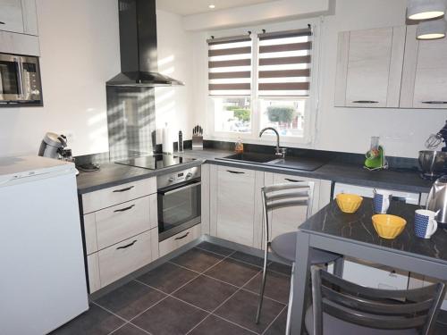 Appartement Merville-Franceville-Plage 3 pièces 4 personnes - FR-1-465-44 - main image