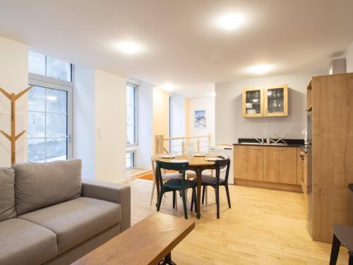 Apartment (9 Adults)