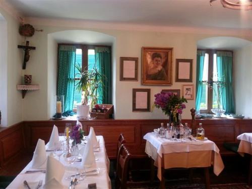 Gasthof Hohlwegwirt - image 2