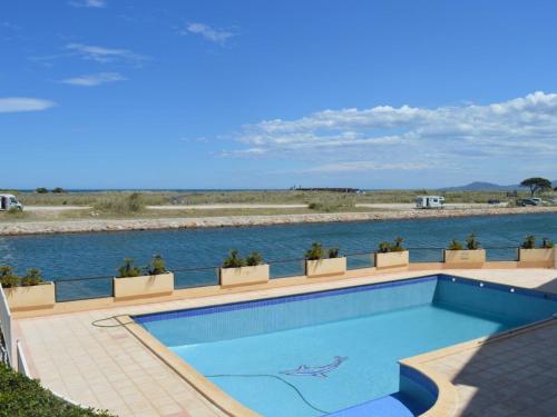 Studio Cabine avec Piscine, Terrasse, Parking et Proche Plage à Saint-Cyprien - FR-1-225D-127 Studio Cabine avec Piscine, Terrasse, Parking et Proche Plage à Saint-Cyprien - FR-1-225D-127