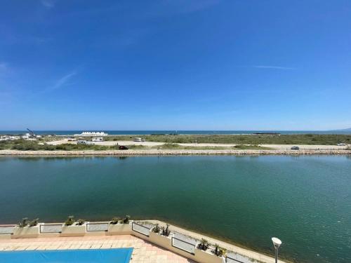 Studio Cabine avec Piscine, Terrasse, Parking et Proche Plage à Saint-Cyprien - FR-1-225D-127 Studio Cabine avec Piscine, Terrasse, Parking et Proche Plage à Saint-Cyprien - FR-1-225D-127