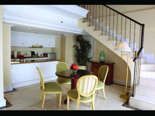 Grand Mahakam Hotel