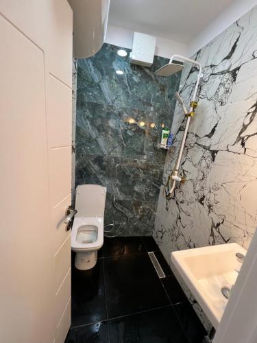 LETI APARTMENT RRUGA E DURRESIT, Tirana (photo 2)