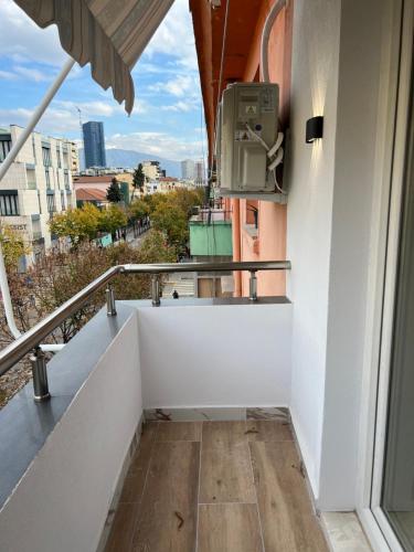 LETI APARTMENT RRUGA E DURRESIT, Tirana (photo 6)