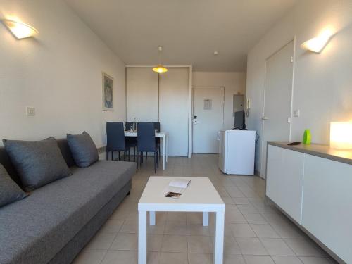 Appartement Juan les Pins, 2 pièces, 4 personnes - FR-1-252-164 - Location saisonnière - Antibes