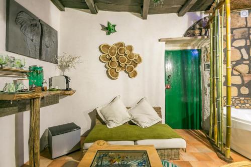 Opera Suites - Il sentiero della felicità