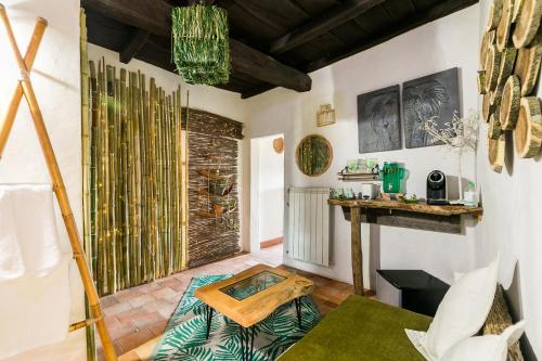 Opera Suites - Il sentiero della felicità