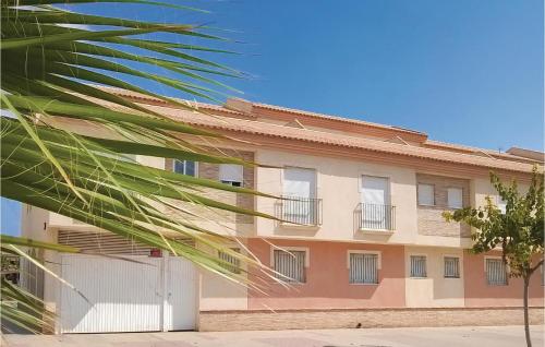 Cozy Apartment In Los Alcazares With Wifi