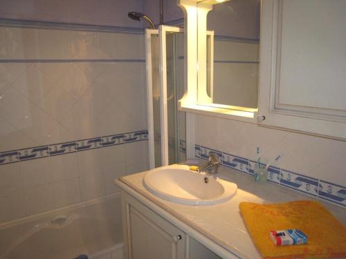 Appartement Cavalaire-sur-Mer 3 pièces 6 personnes - FR-1-100-206 - image 11