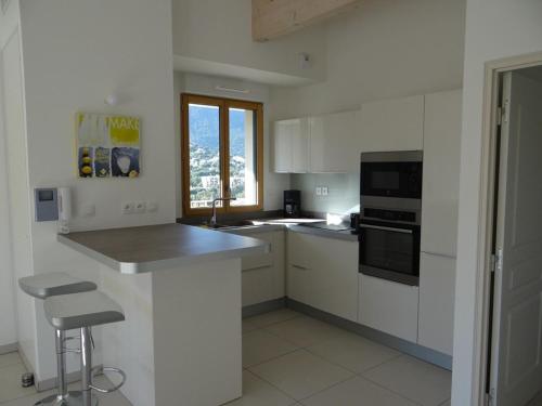 Superbe Penthouse T3 Climatisé avec Garage à Cavalaire-sur-Mer - FR-1-100-226 - image 3