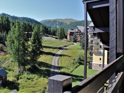 Studio rénové, mezzanine, 6 pers, balcon, proche téléski - FR-1-330-506 (Studio renove, mezzanine, 6 pers, balcon, proche teleski - FR-1-330-506) in 里蘇爾