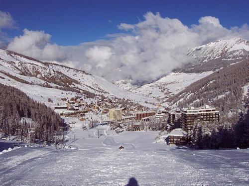 Appartement Vars Ste Marie - 2P+coin montagne 4 couchages balcon Ouest proche pistes - FR-1-330B-167 - image 4