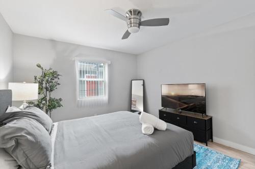 Evonify Stays - Highland - Stylish Furnished Apartments - image 10