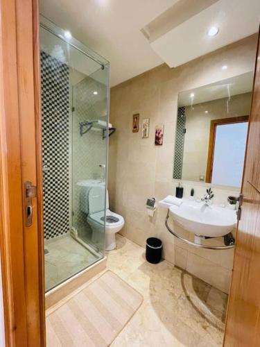 2min to Casa Finance City, Fiber, 110m2, Park free, PS4, IPTV, Netflix and many more, Casablanca (photo 9)