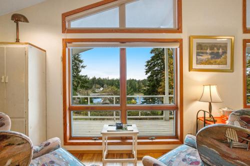 House on HoneyBee Hill, Lakebay (фото 5)