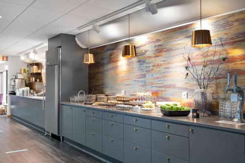 Best Western Malmo Arena Hotel - image 10