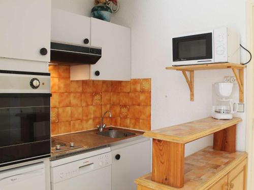 Appartement Vars 1 pièce 6 personnes - FR-1-330B-106 - image 2