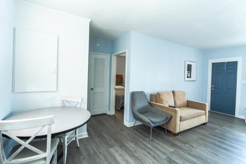 Echo Sails Motel – Clearwater, FL