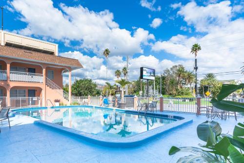 Echo Sails Motel – Clearwater, FL