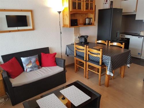 Duplex 4 pers - 1 ch - Centre station - Balcon Sud - Wifi - Parking - FR-1-393-114 in แซ็ง-มิเชล-เดอ-แชยอล