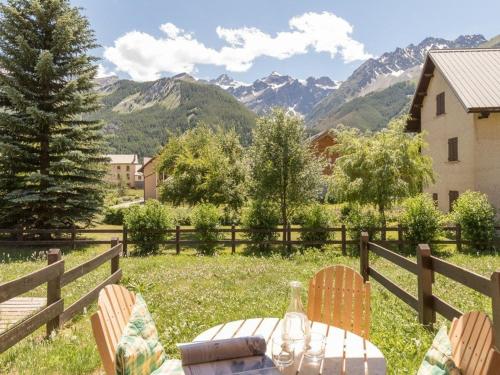 Appartement 3 pièces avec jardin et garage, 6 couchages, Le Monêtier-les-Bains - FR-1-330F-149 (Appartement 3 pieces avec jardin et garage, 6 couchages, Le Monetier-les-Bains - FR-1-330F-149) in Le Monetier-les-Bains
