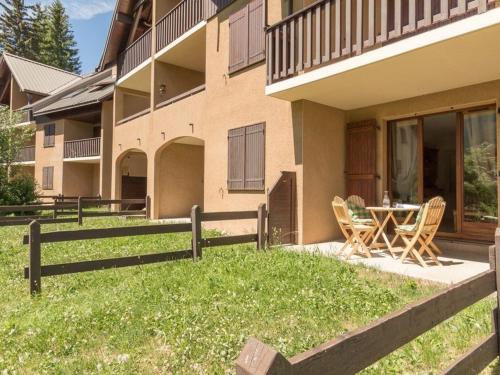 Appartement 3 pièces avec jardin et garage, 6 couchages, Le Monêtier-les-Bains - FR-1-330F-149 (Appartement 3 pieces avec jardin et garage, 6 couchages, Le Monetier-les-Bains - FR-1-330F-149) in Le Monetier-les-Bains