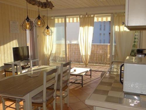 Appartement Cavalaire-sur-Mer 3 pièces 4 personnes - FR-1-100-98 - image 2